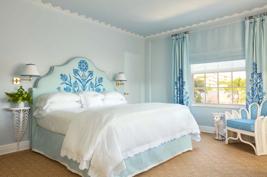 junior suite with king bed