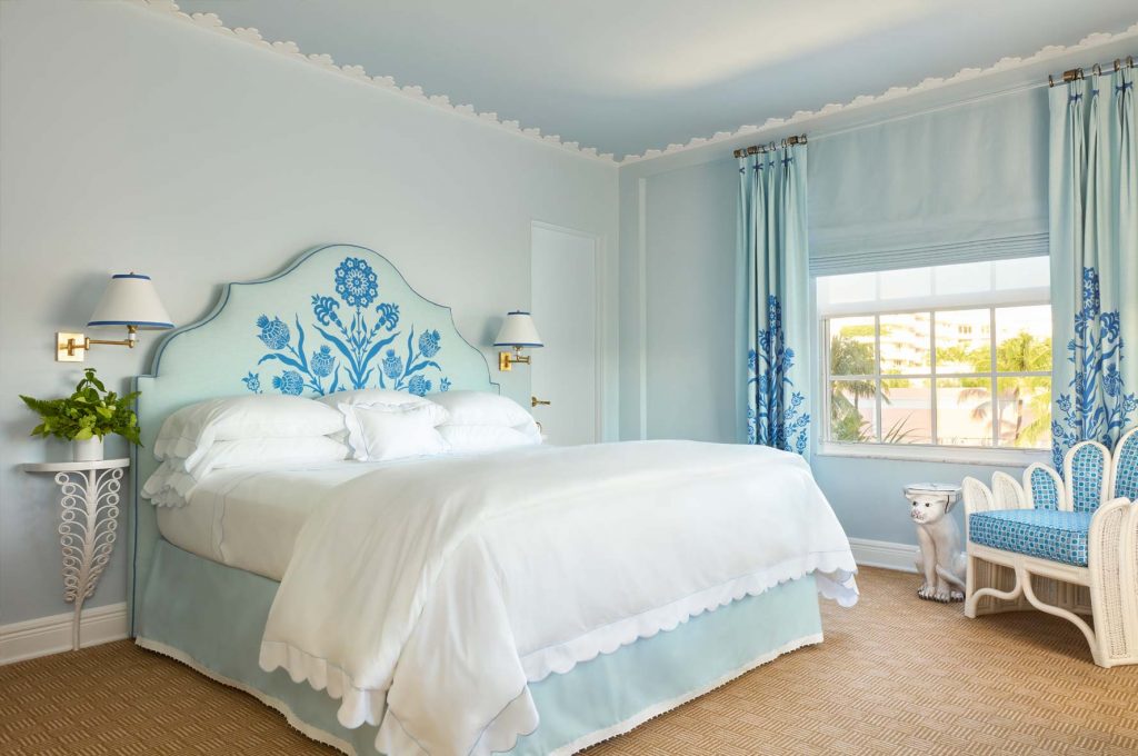 superior suite king bed